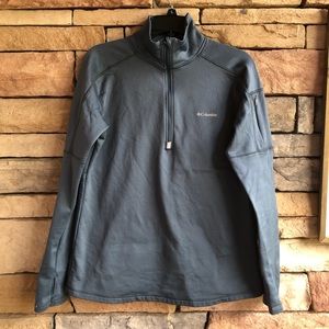 Columbia grey activewear long sleeve partial zip pullover shirt Like New Large